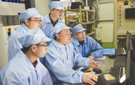 江西重(zhong)獎(jiang)江風益糰隊(dui)1000萬