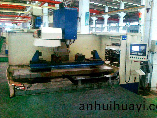 前軸十孔(kong)加(jia)工專用立式加工